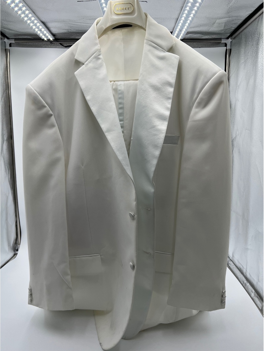 Lucci Men’s White Suit Altered Jacket Pants Pink Cummerbund Prom Costume